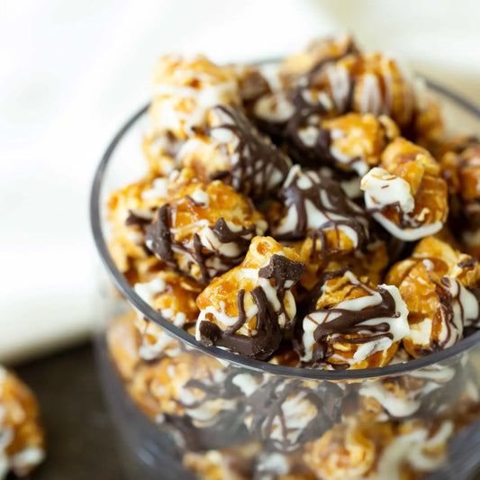 Chocolate Drizzle Caramel Popcorn