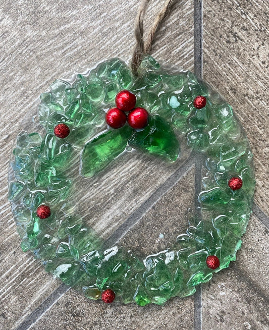 Coastal Christmas Ornament-wreath w/red berries