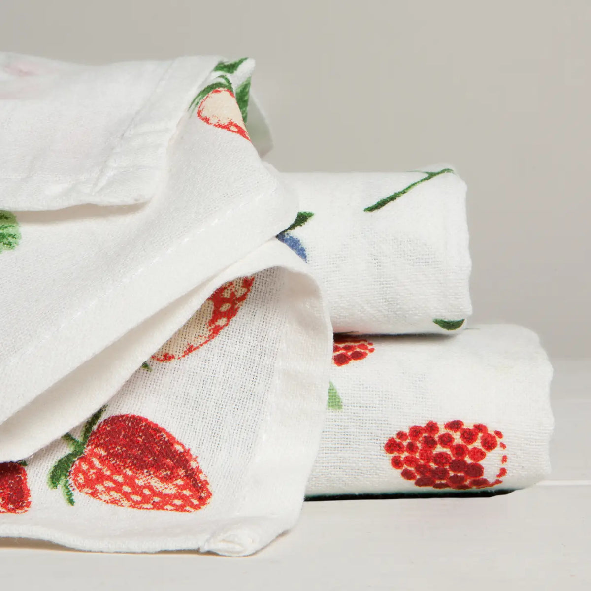 Berry Patch Bakers Floursack Dishtowels, Set of 3