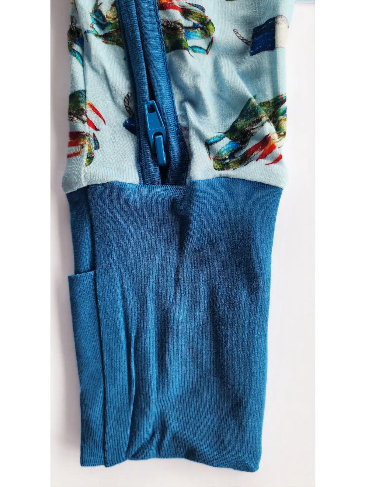 Blue Crab & Buoy Bamboo Zippy